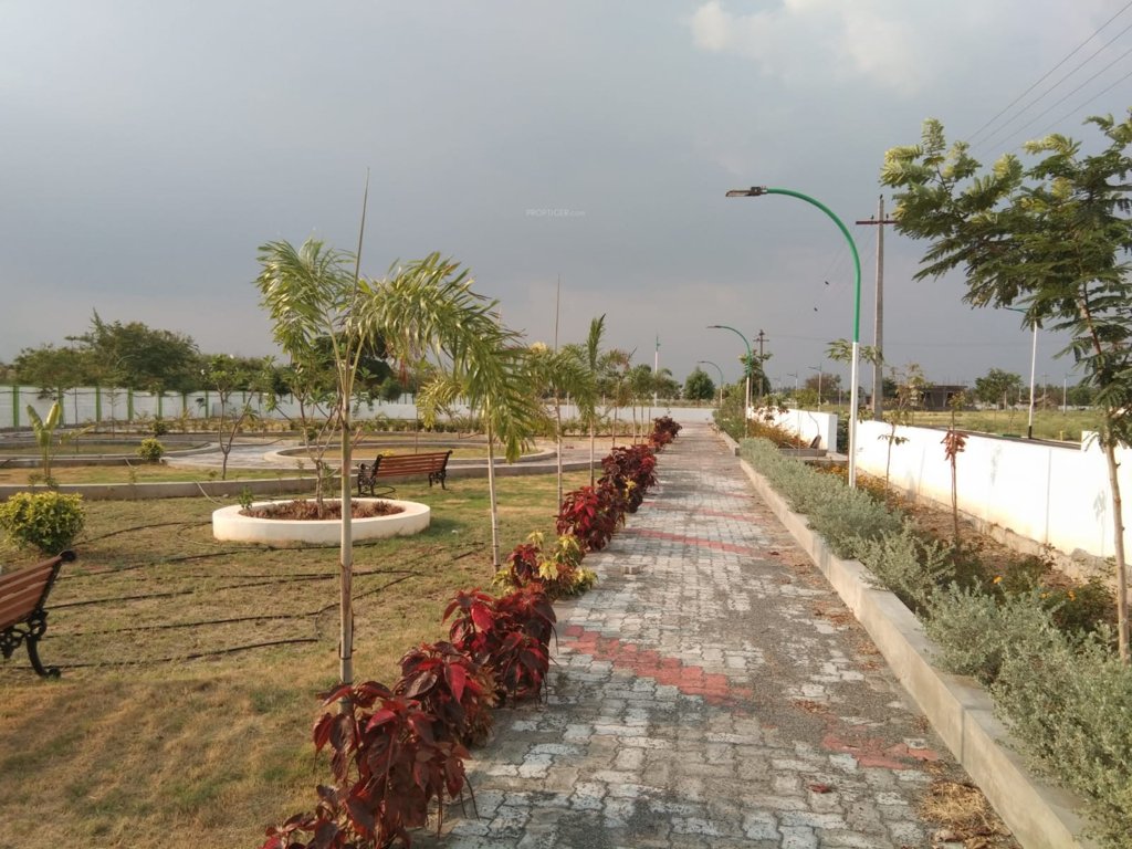  emerald city phase 3 Others