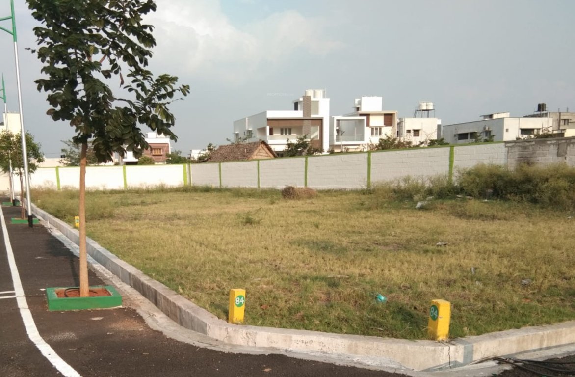  emerald city phase 3 Plot