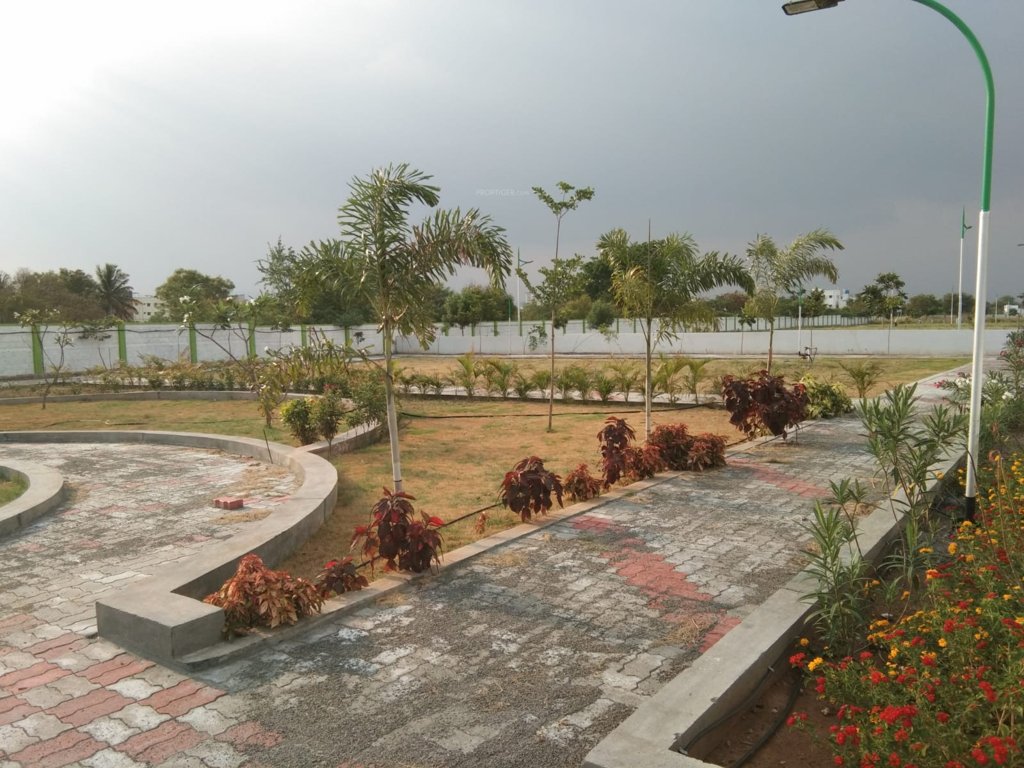  emerald city phase 3 Plot