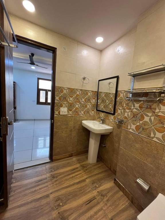  affordable homes Bathroom