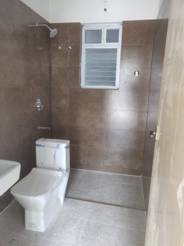  tannys-skanda-homes Bathroom