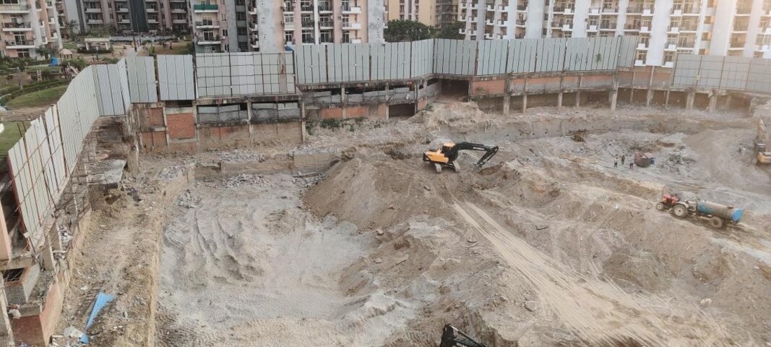  mirage tower l Mirage Tower L Construction Status March 25