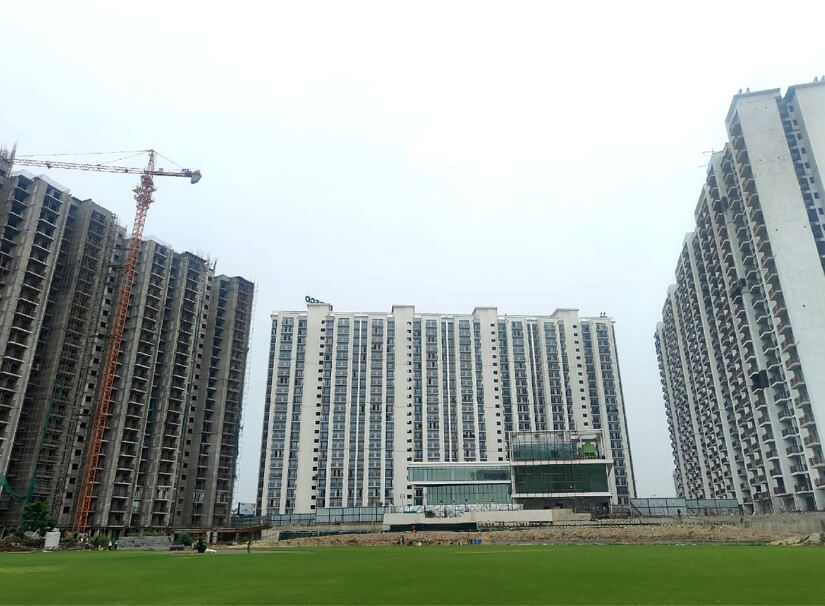 Eldeco Live By The Greens Phase III