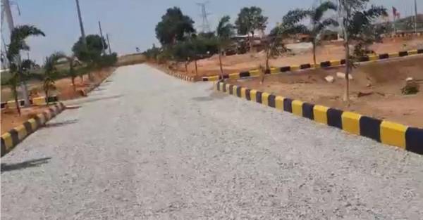  srinithi-blooms Internal Roads & Footpaths