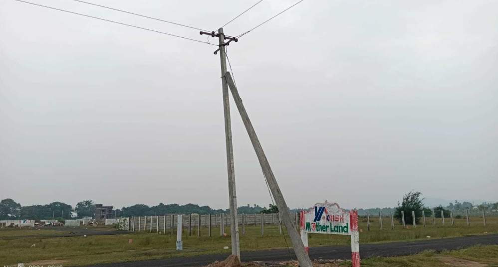  mother land Plot