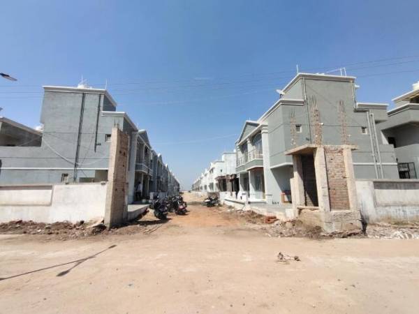  hillcrest Construction Status March-25