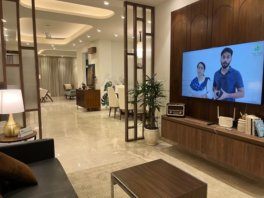  luxuary builder floor sector 47 Living Area