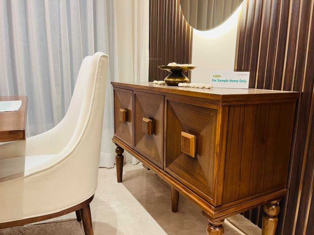  luxuary builder floor sector 47 Living Area