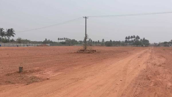 Plot happy-town Plot