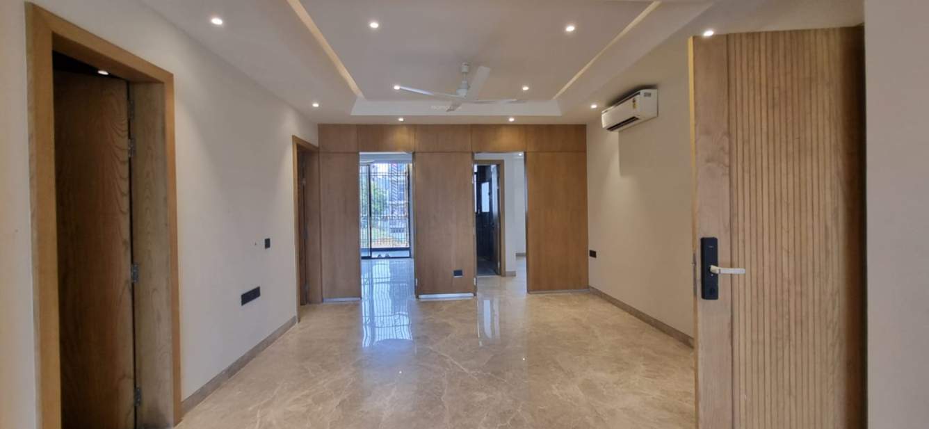  ultra premium homes Living Area