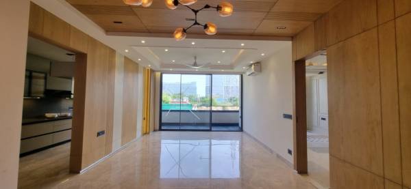  ultra-premium-homes Lobby