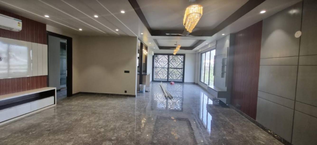  luxury floors Living Area