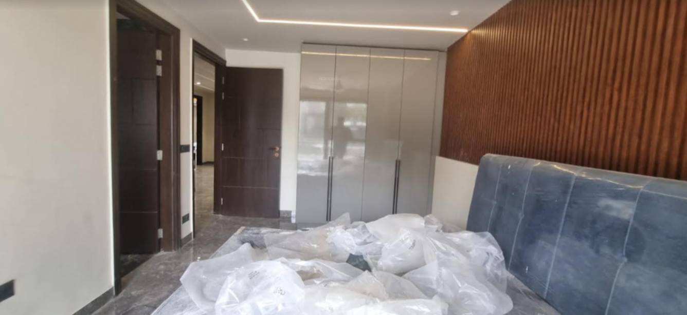  luxury floors Living Area