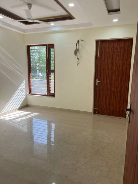 Bedroom the-den-luxury-builder-floor Bedroom