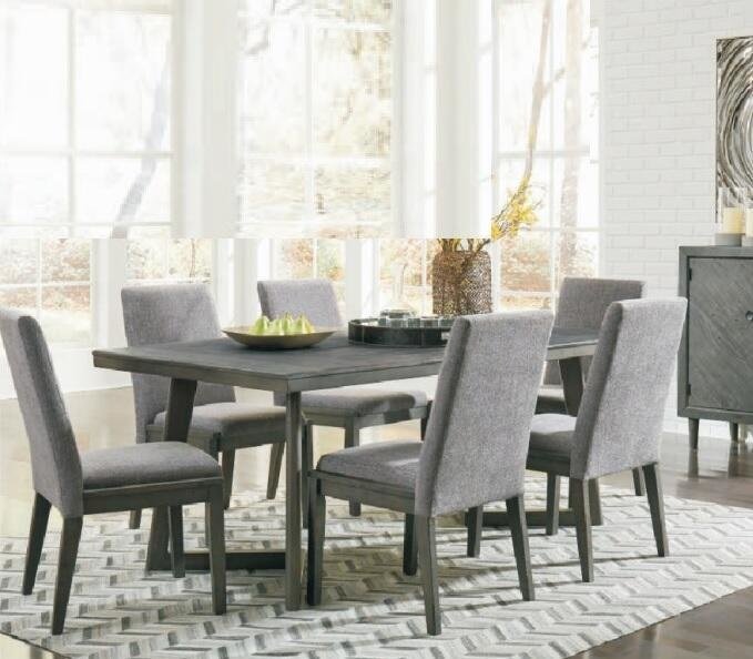  solitaire Dining Area