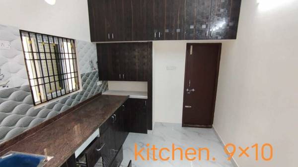  construction Kitchen