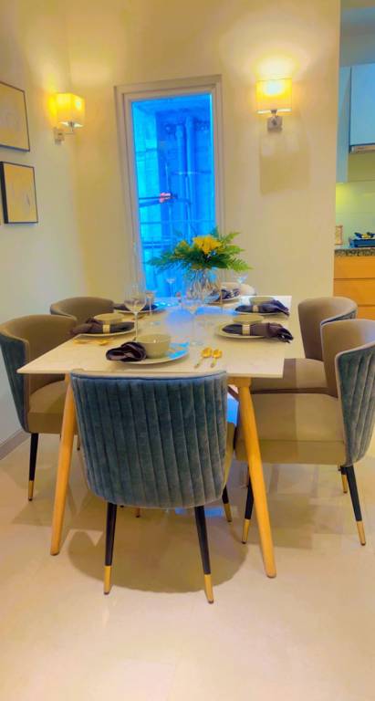  avenue 81 phase 2 Living Area