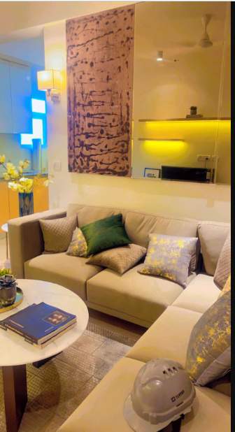  gls avenue 81 Living Area