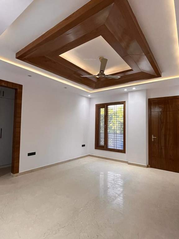 luxury builder floor by kuhad sector 57 Bedroom