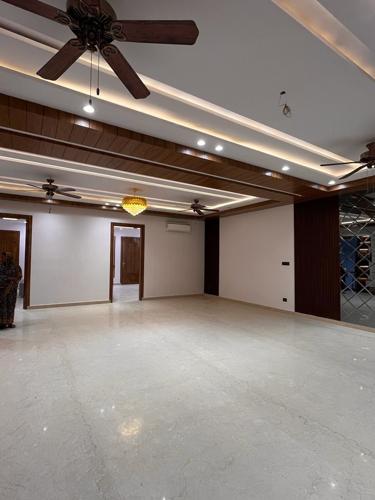  luxury-builder-floor-by-kuhad-sector-57 Living Area
