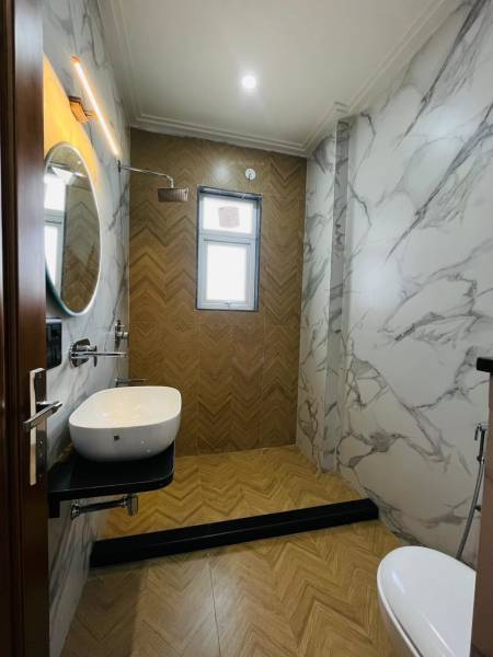  luxuary-builder-floor-sector-57 Bathroom