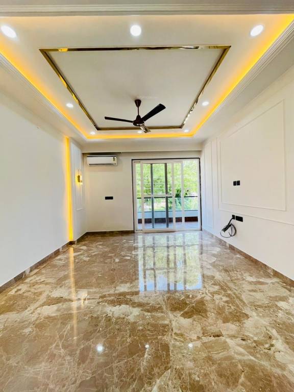  luxuary builder floor sector 57 Bedroom