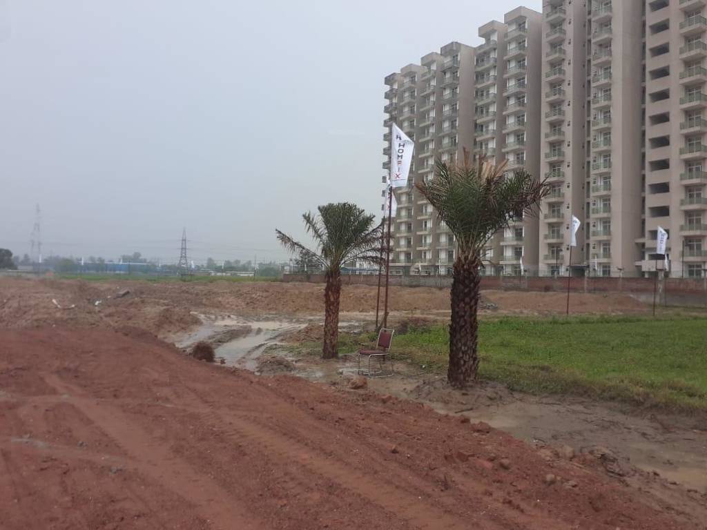  brookside valley Plot