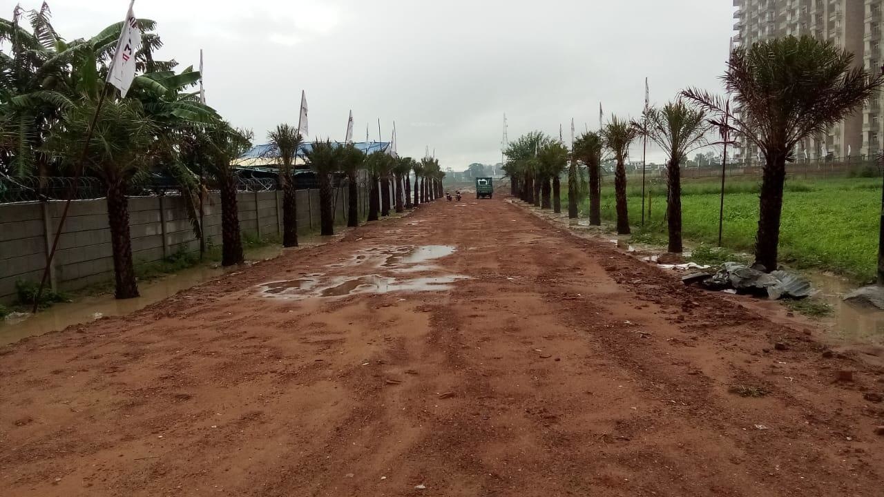  brookside valley Plot