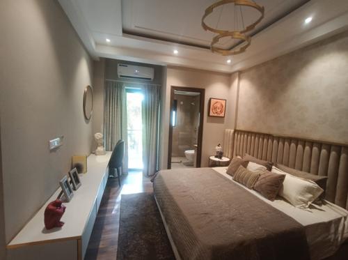  suncity-vatsal-valley Bedroom
