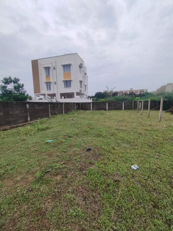 park avenue Plot