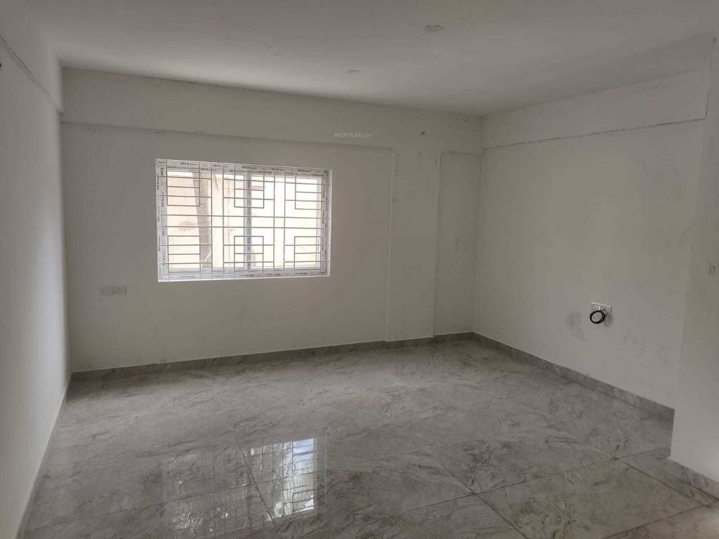  maheshwathi arcade Bedroom