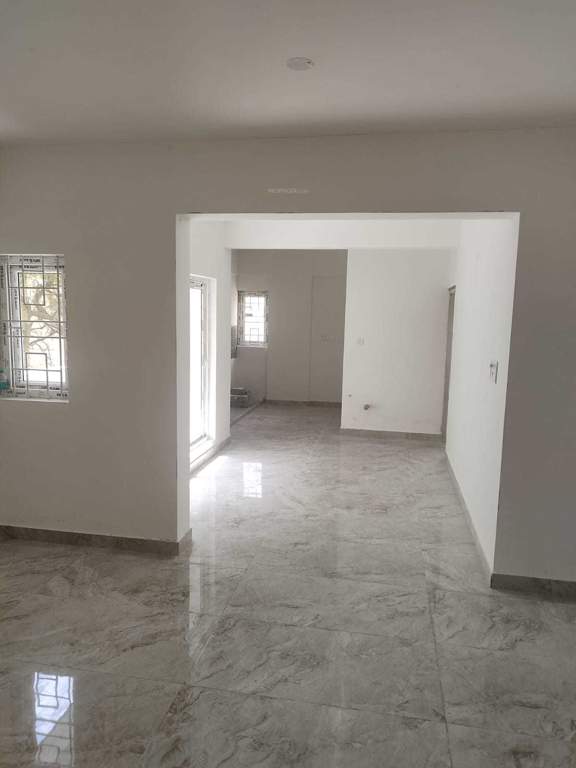  maheshwathi arcade Living Area