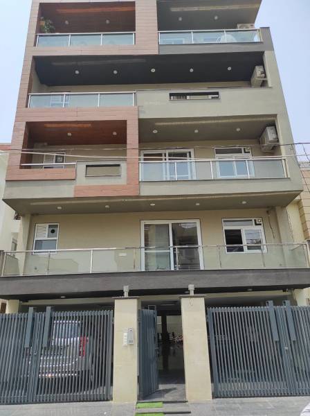 Elevation luxury-builder-floor-450 Elevation