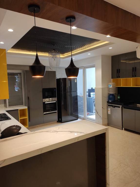  luxury builder floor 450 Living Area