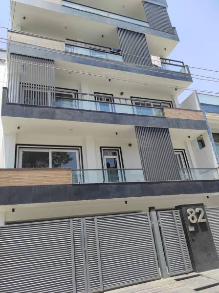  luxury-builder-floor-tgs-263-40 Elevation