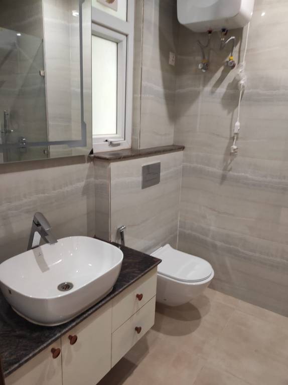  luxury builder floor tgs 263 40 Bathroom