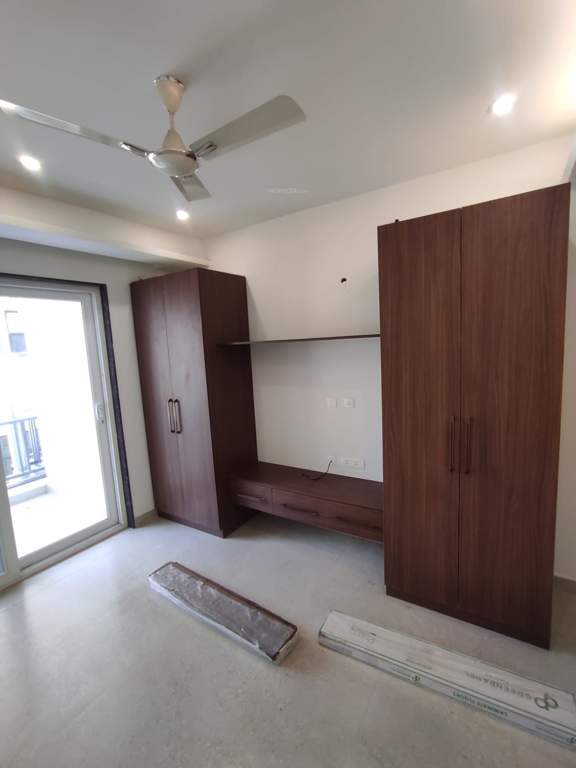  luxury builder floor tgs 263 40 Bedroom