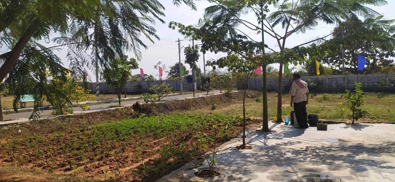  brindavanam  Plot