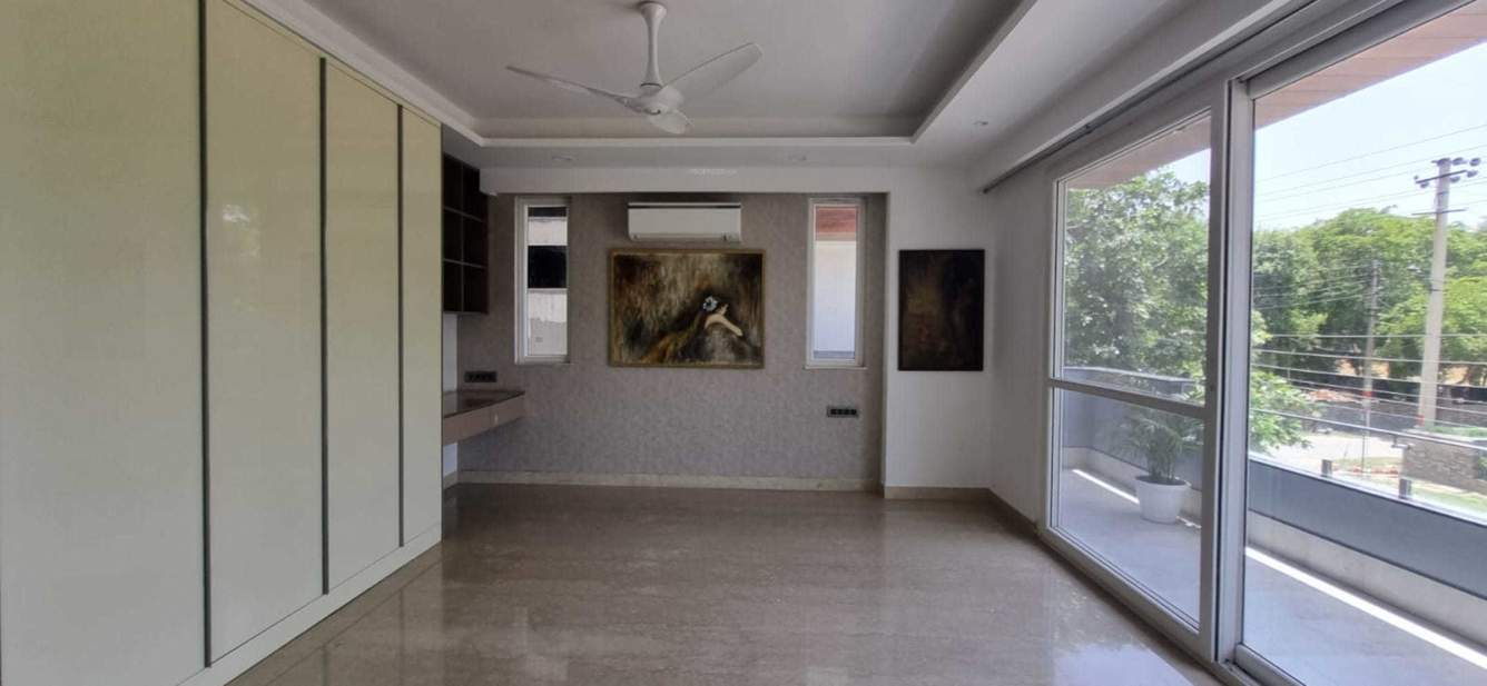  ultra luxury premium floors Living Area