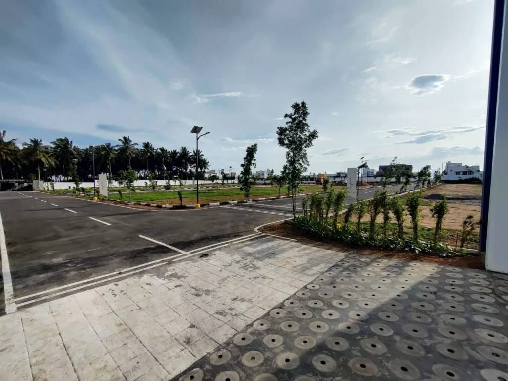 pooja green city Plot