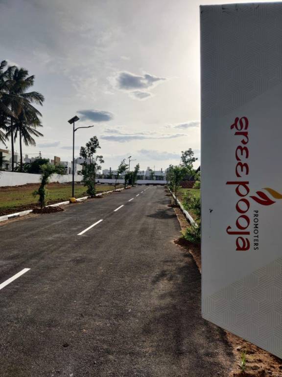 pooja green city Plot