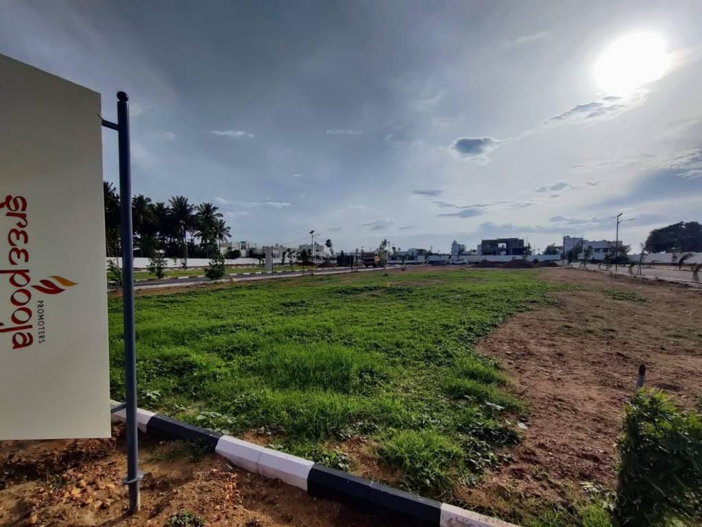 pooja green city Plot