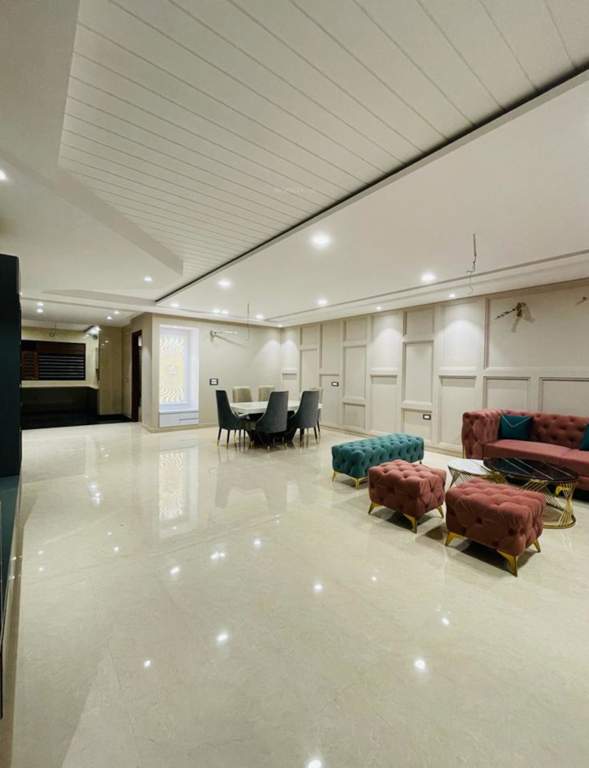 ultra luxury homes Living Area