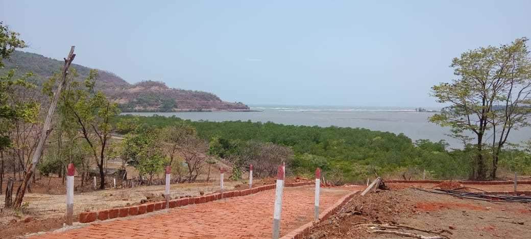  plots shrivardhan Plot