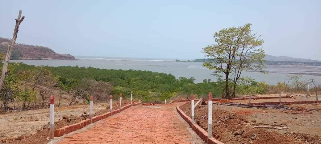  plots shrivardhan Plot