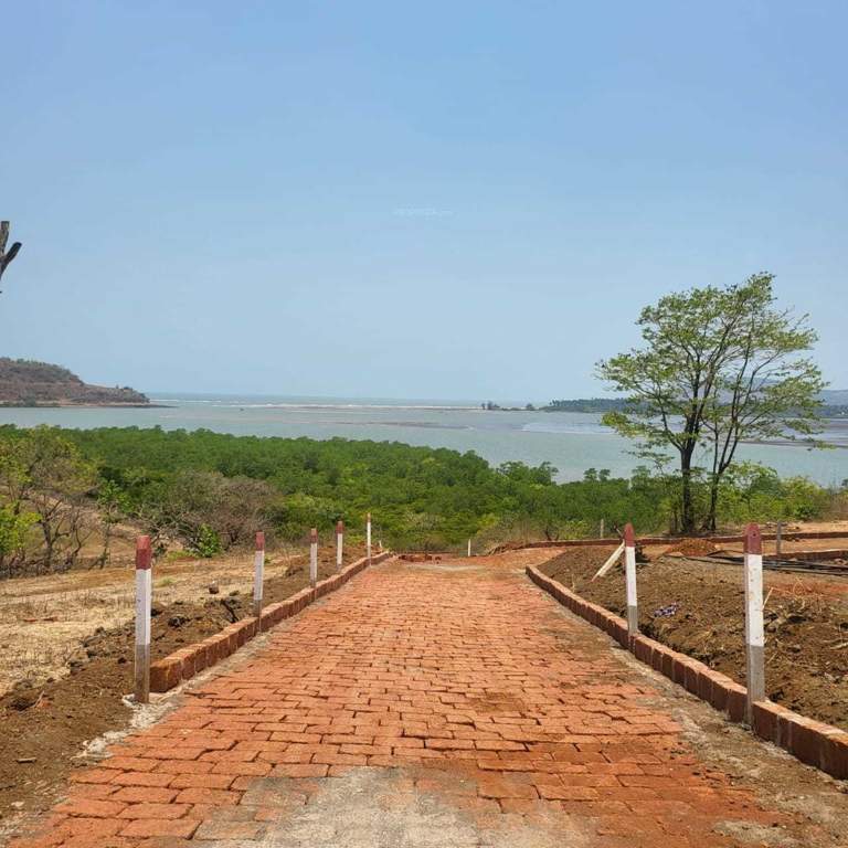  plots shrivardhan Plot