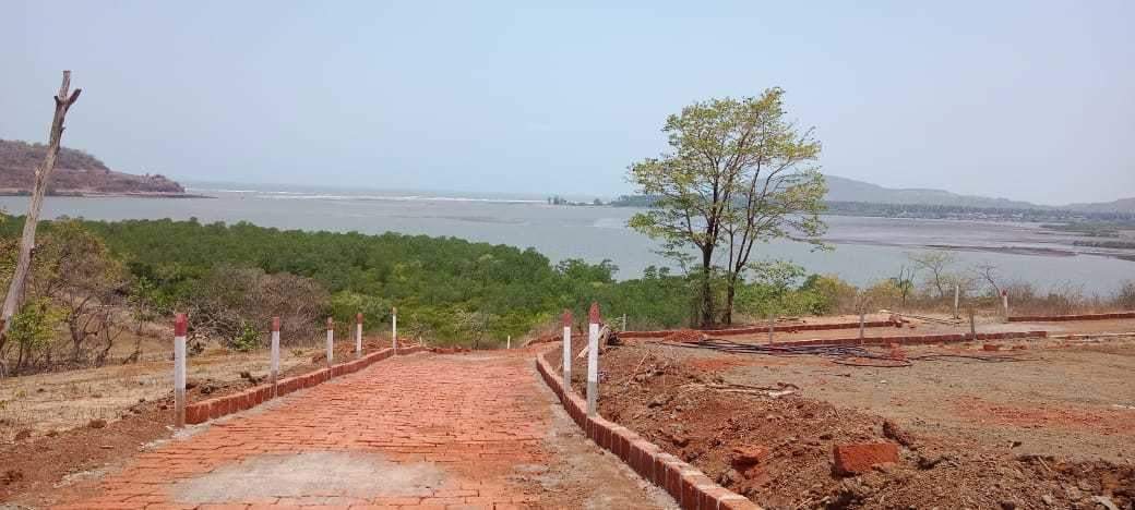  plots shrivardhan Plot