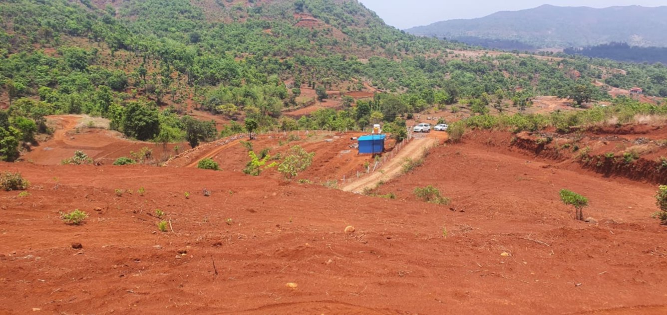  plots in chirle Plot