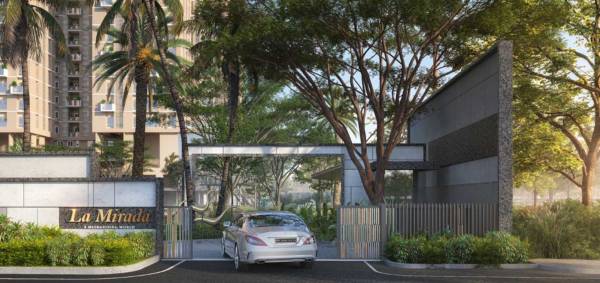  la-mirada Gated Community