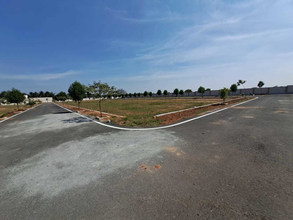 nachathra garden phase 12 Plot